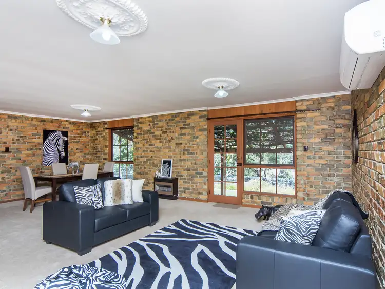 13 Broadmeadow Drive, Flagstaff Hill SA 5159