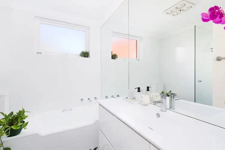 Fourth view of Homely unit listing, 4/15 Wilbar Road, Cronulla NSW 2230