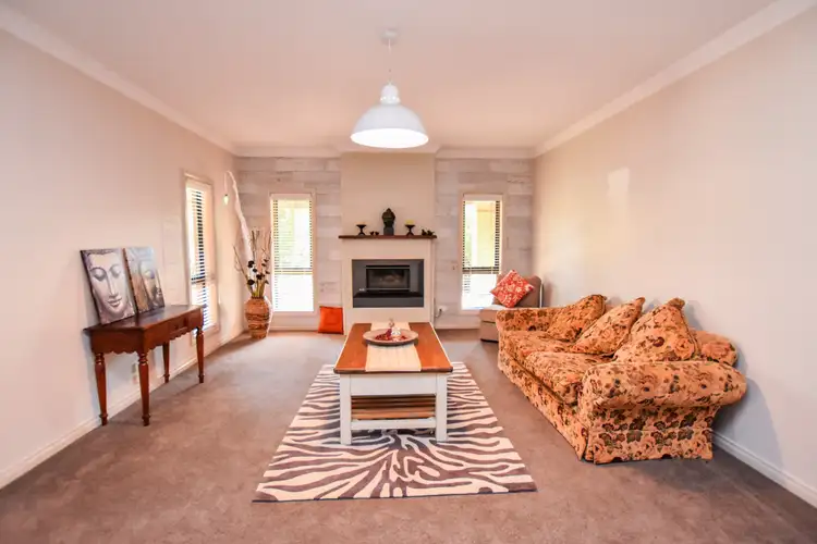 Fifth view of Homely house listing, 4 Visca Court, Echuca VIC 3564