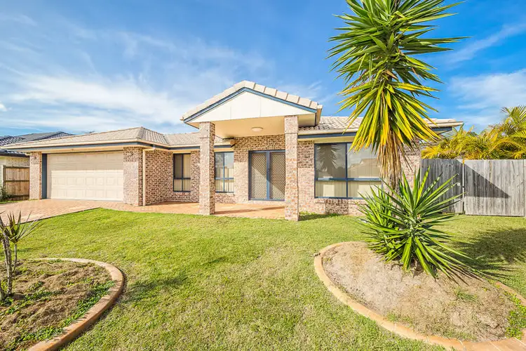 11 Gecko Place, Ningi QLD 4511