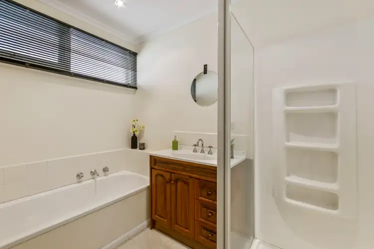 Sixth view of Homely house listing, 4 Margate Avenue, Frankston VIC 3199