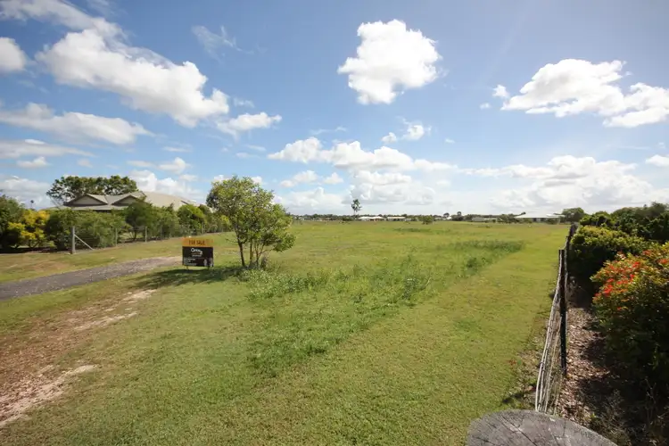 24 Eungella Court, Branyan QLD 4670