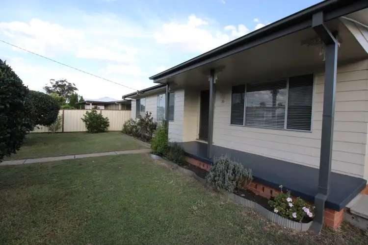 33 Renfrew Crescent, Edgeworth NSW 2285