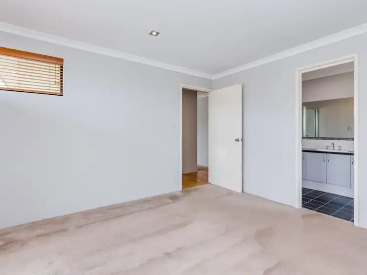 Sixth view of Homely house listing, 8 Featherstone Road, Orelia WA 6167