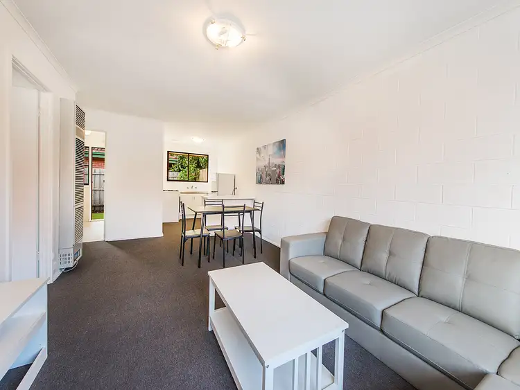 Sixth view of Homely block of units listing, 1-5/21 Dandenong Road East, Frankston VIC 3199