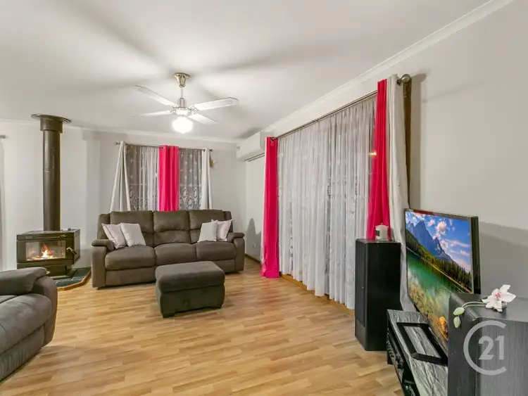 Second view of Homely house listing, 2 Ben Drive, Pakenham VIC 3810