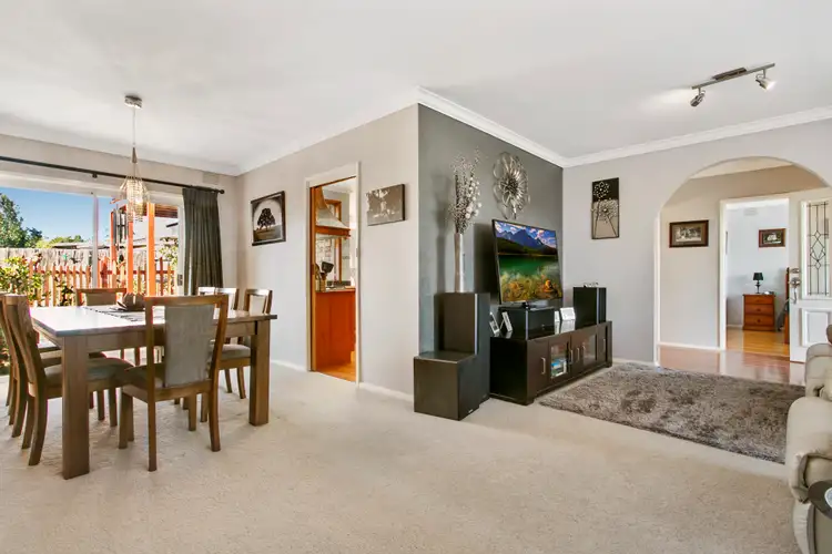 Fifth view of Homely house listing, 11 Carisbrook Court, Langwarrin VIC 3910