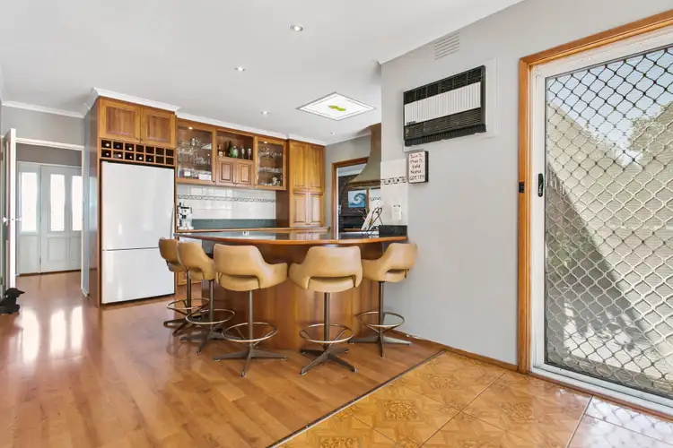 Sixth view of Homely house listing, 11 Carisbrook Court, Langwarrin VIC 3910