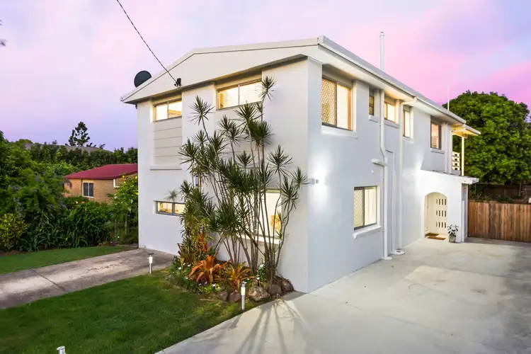 19 Palmer Avenue, Golden Beach QLD 4551