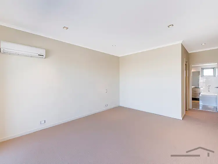 Sixth view of Homely apartment listing, 23/3 The Palladio, Mandurah WA 6210