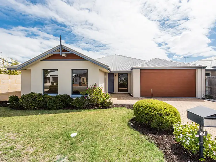 98 Hudson Drive, Dudley Park WA 6210