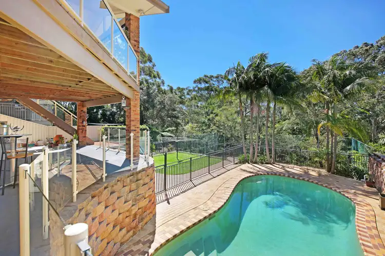 15 Carter Crescent, Gymea Bay NSW 2227