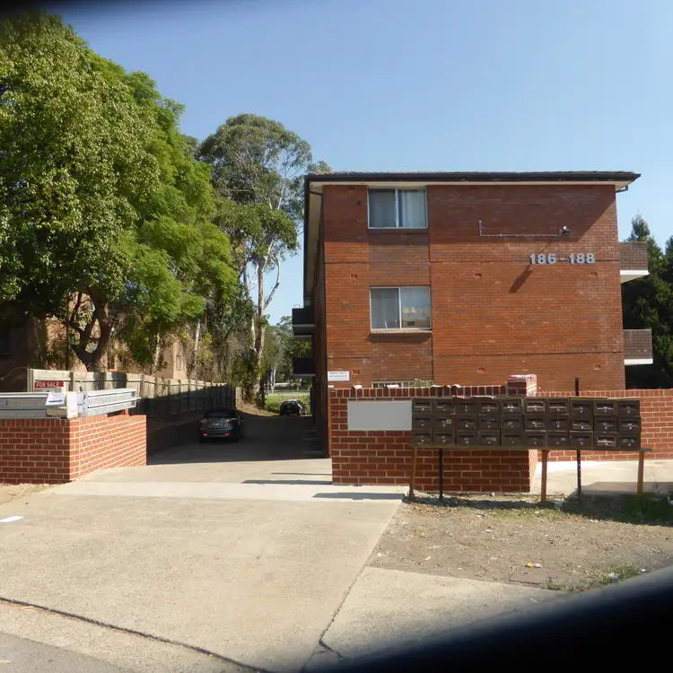 27/186-188 Sandal Crescent, Carramar NSW 2163