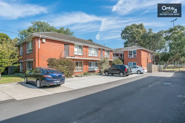 8/3 Mackenzie Street, Cheltenham VIC 3192