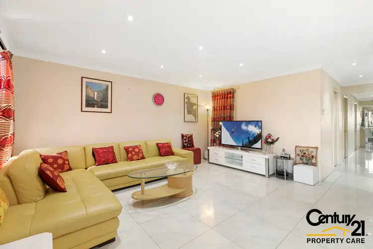42 Durham St, Minto NSW 2566