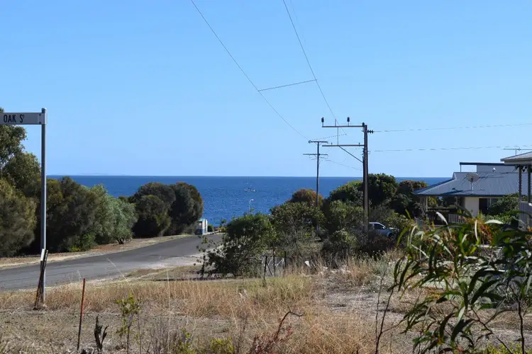 16 Bessell Drive, Baudin Beach SA 5222