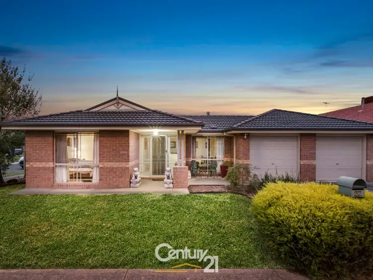 22 Blackwood Drive, Pakenham VIC 3810