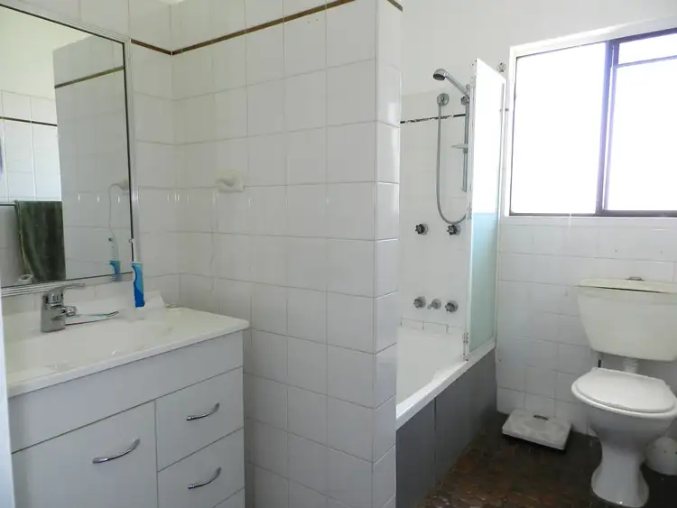 Sixth view of Homely unit listing, 4/67 Taylor Street, Newtown QLD 4350