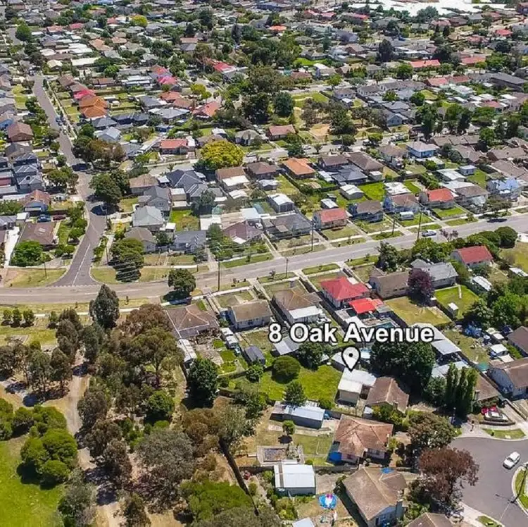 Fifth view of Homely house listing, 8 oak ave, Doveton VIC 3177