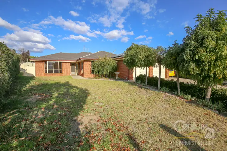 34 Roxburgh Drive, Kelso NSW 2795