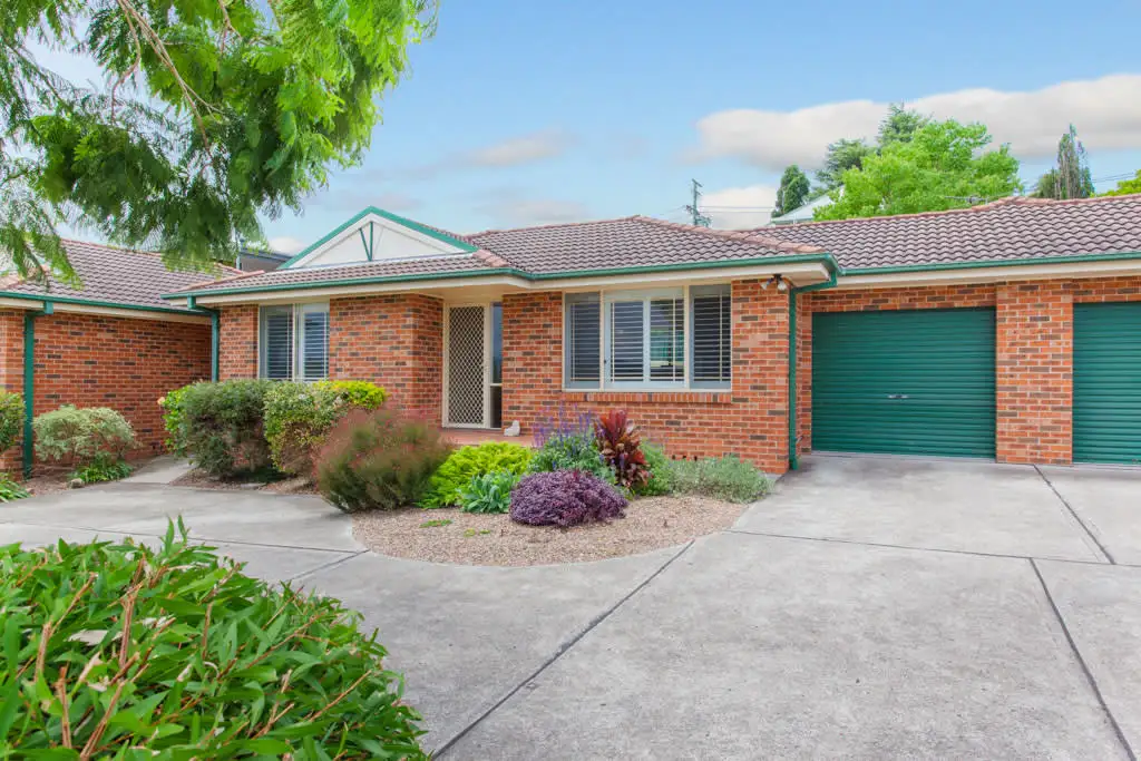 Main view of Homely villa listing, 3/4 Chippindall Street, Speers Point NSW 2284