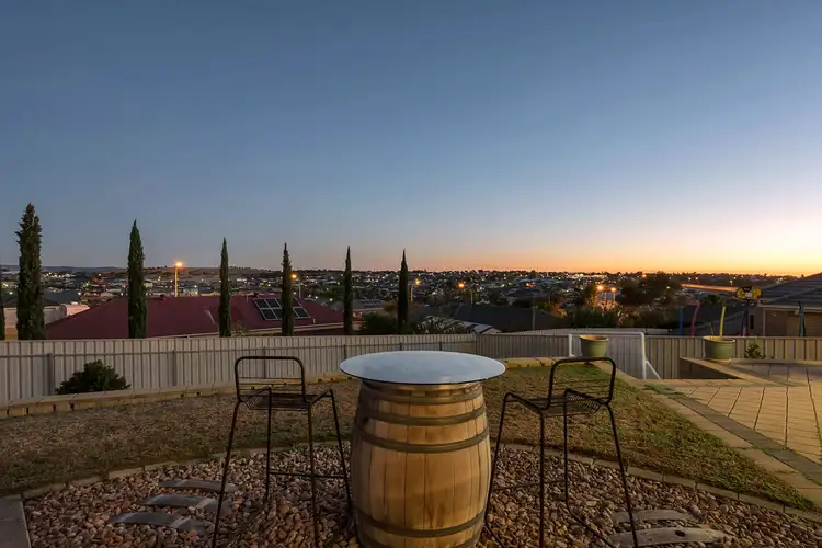 23 Stanford Glen, Seaford Rise SA 5169