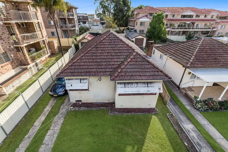 1 Nettleton Avenue, Riverwood NSW 2210