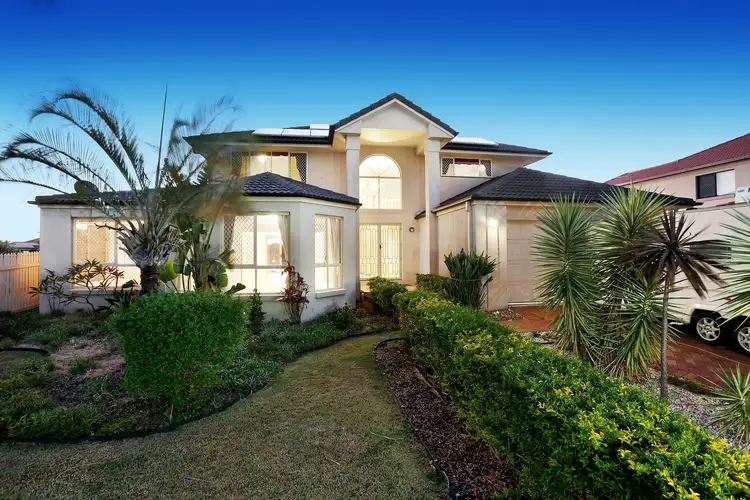 17 Constance Court, Newport QLD 4020