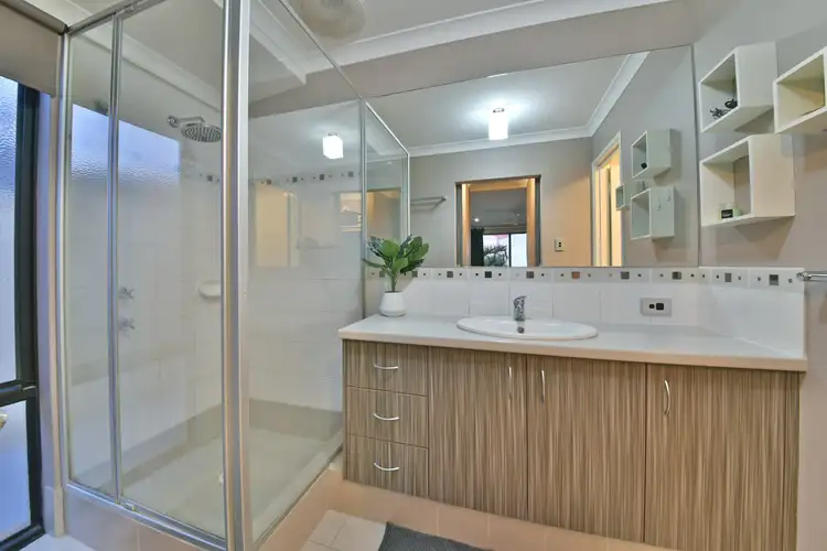 Seventh view of Homely house listing, 5 Radici Link, Sinagra WA 6065