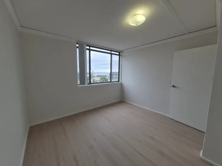 Fifth view of Homely unit listing, 9/105 Ocean Parade, The Entrance NSW 2261