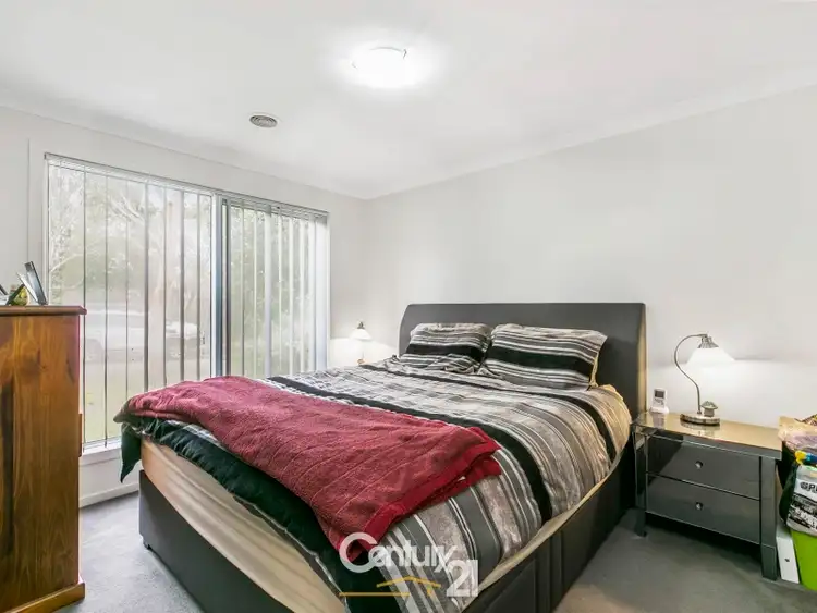 Sixth view of Homely house listing, 4 Versace Court, Pakenham VIC 3810