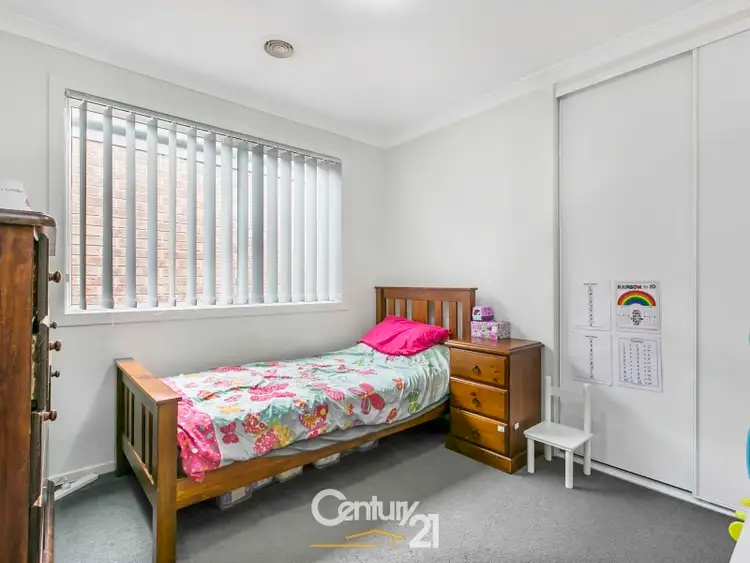 Seventh view of Homely house listing, 4 Versace Court, Pakenham VIC 3810