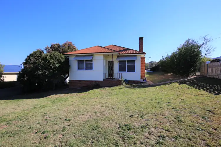 12 Hill Street, West Bathurst NSW 2795