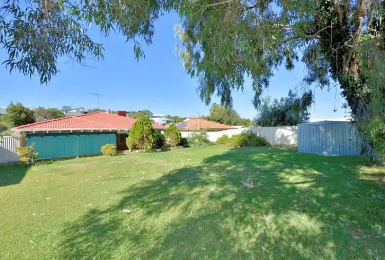 Fifth view of Homely house listing, 23 Tamarisk Drive, Halls Head WA 6210