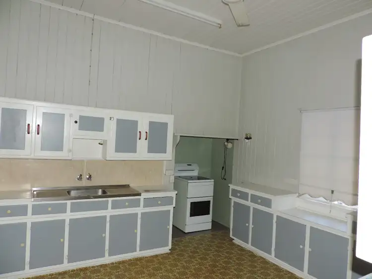 Third view of Homely house listing, 32 MCKILLOP STREET, Belgian Gardens QLD 4810