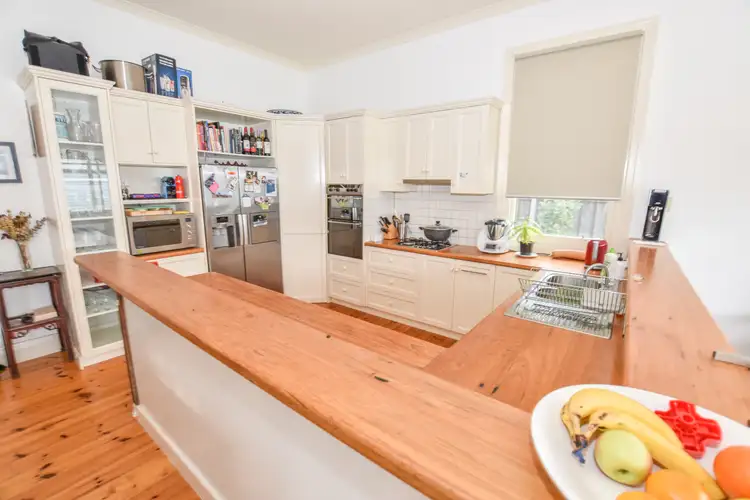 Fifth view of Homely house listing, 2 Tyler Street, Echuca VIC 3564