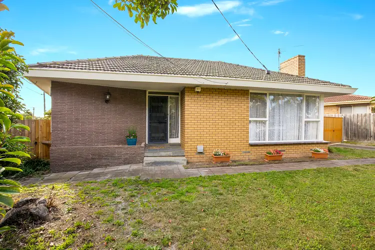 7 Tully Road, Clarinda VIC 3169