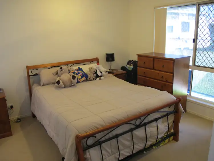 Sixth view of Homely house listing, 5 RUDDIMAN COURT, Torquay QLD 4655