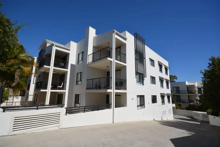 9/15-17 Lloyd Street, Southport QLD 4215