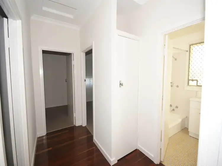Fifth view of Homely house listing, 28 Steward Way, Orelia WA 6167