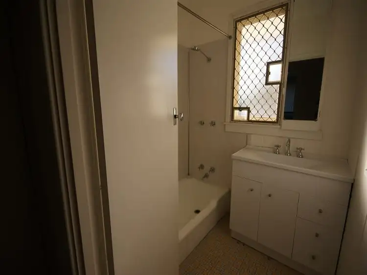 Sixth view of Homely house listing, 28 Steward Way, Orelia WA 6167