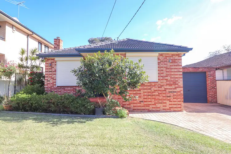 8 Tempe Street, Greenacre NSW 2190