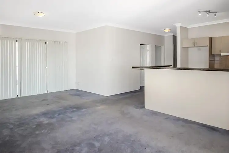 8/82-90 Allison Crescent, Menai NSW 2234