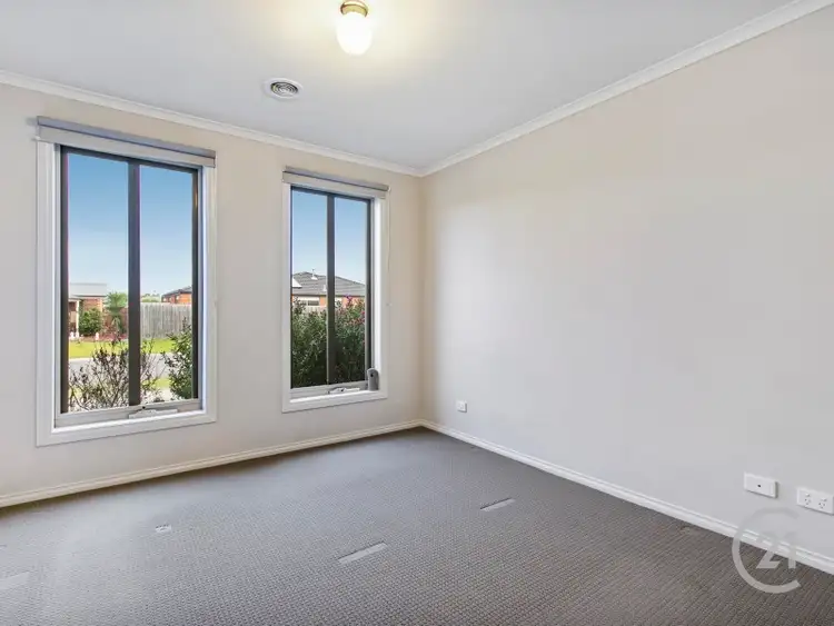 Sixth view of Homely house listing, 27 Melissa Way, Pakenham VIC 3810