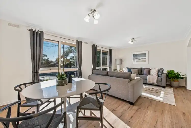 Second view of Homely house listing, 7 Russett Court, Frankston VIC 3199