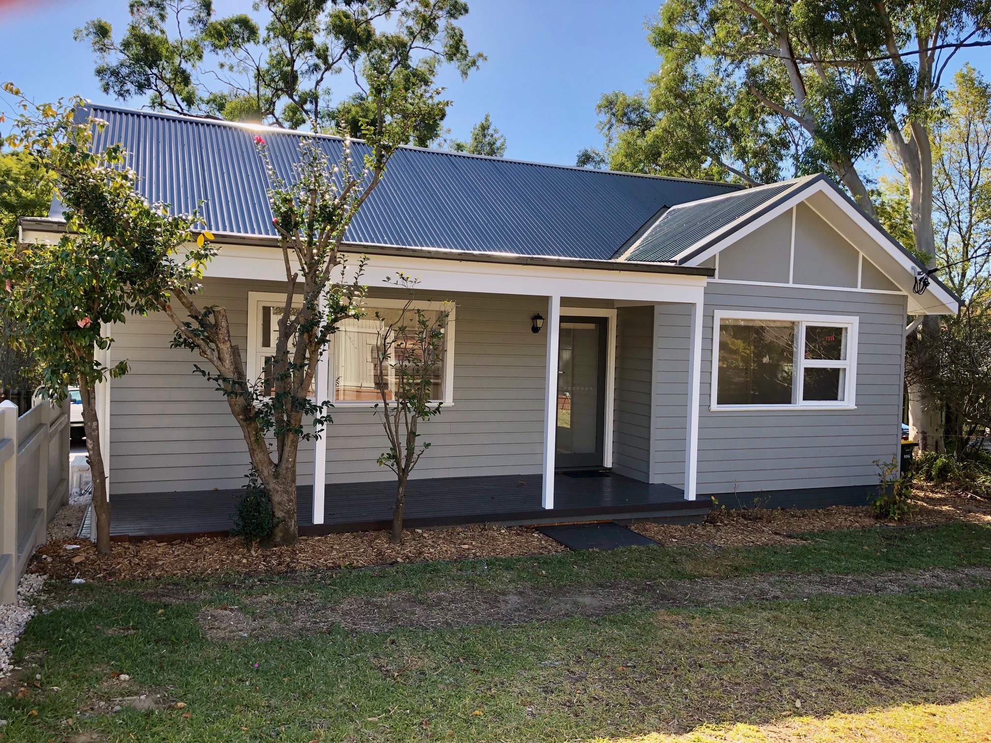 526 Hawkesbury Road