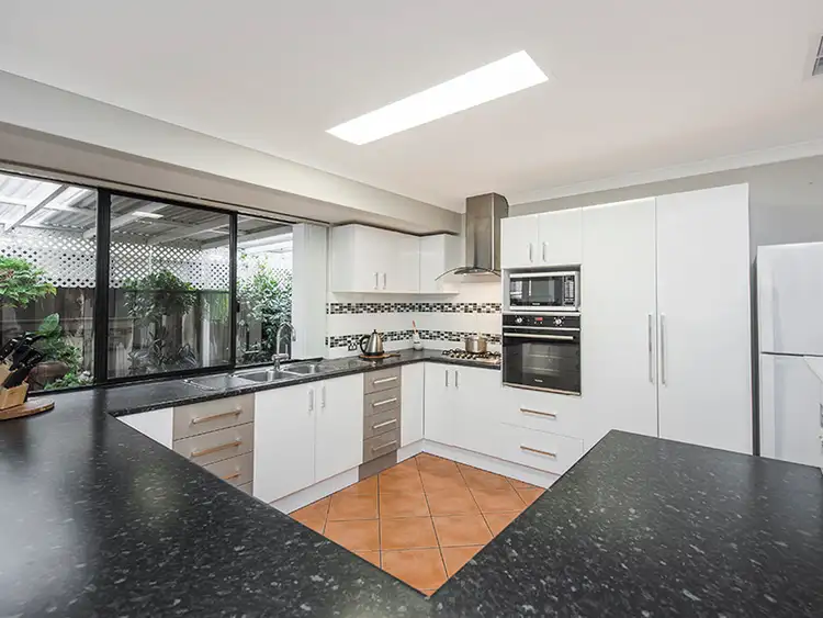 Second view of Homely house listing, 21 Roma Vista, Ellenbrook WA 6069