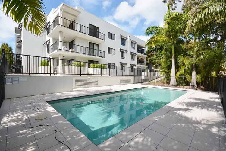 25/15-17 Lloyd Street, Southport QLD 4215