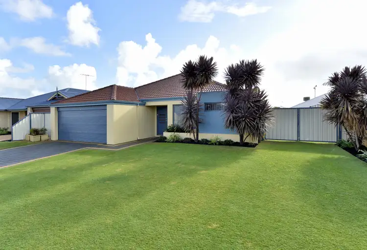 25 Philmont Way, Meadow Springs WA 6210