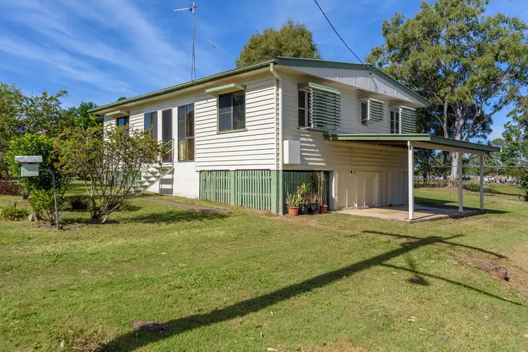 24 Leonard Street, Southside QLD 4570